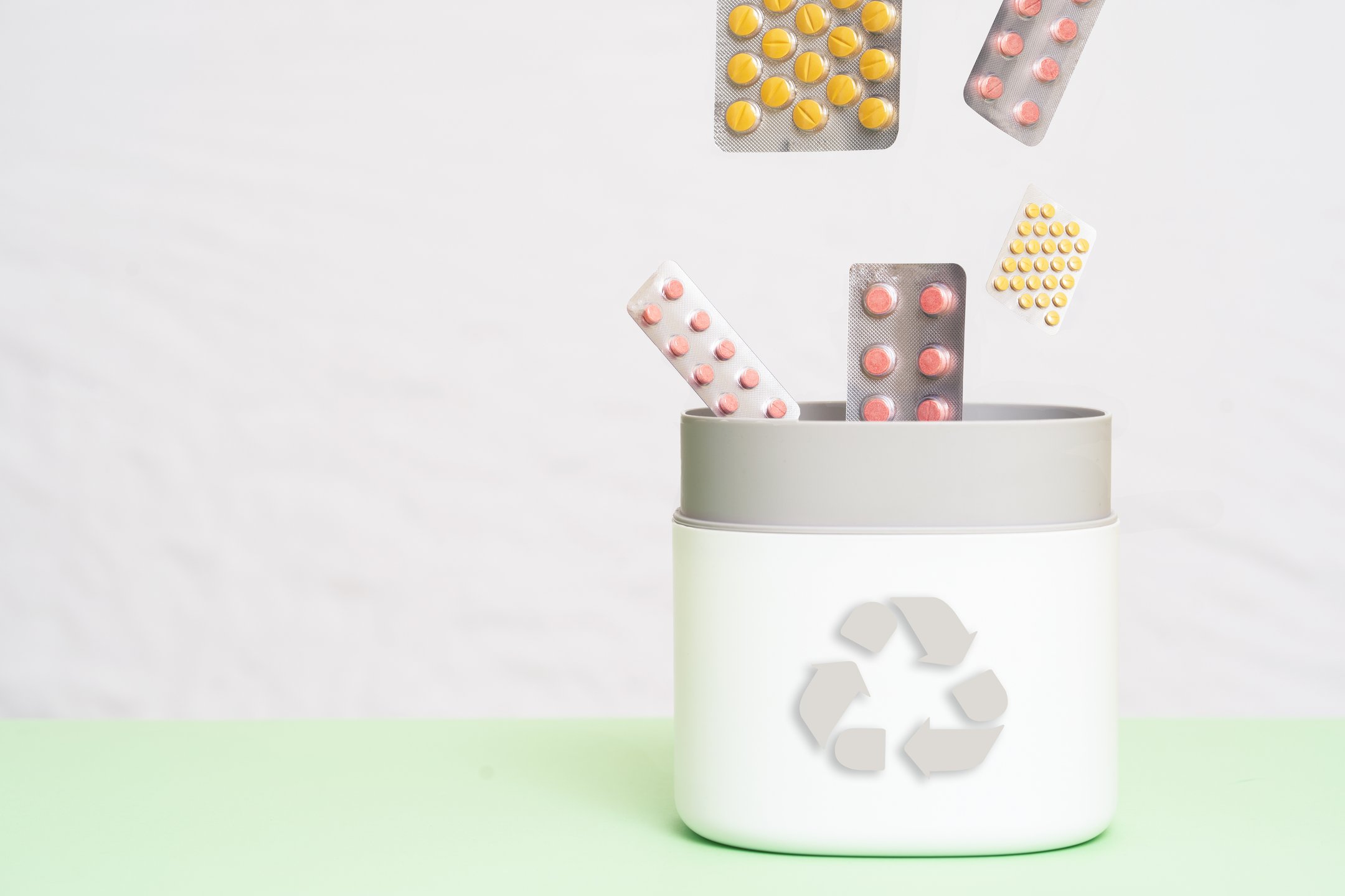 <span id="hs_cos_wrapper_name" class="hs_cos_wrapper hs_cos_wrapper_meta_field hs_cos_wrapper_type_text" style="" data-hs-cos-general-type="meta_field" data-hs-cos-type="text" >Reducing drug waste for a sustainable future</span>